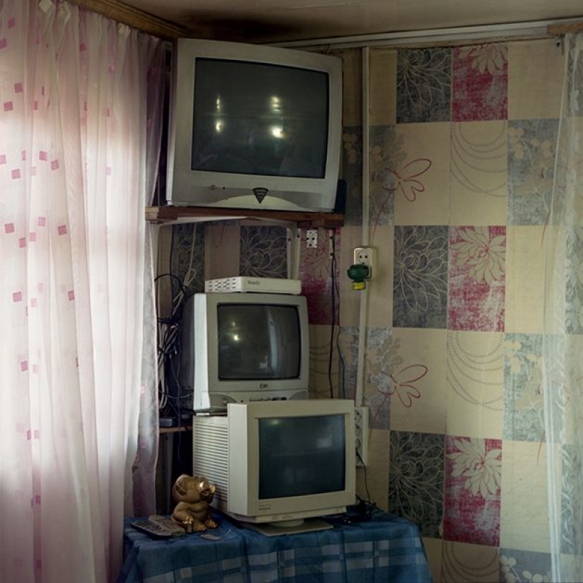 How do the people of Shashlykograd live in Mordovia, who feed truckers