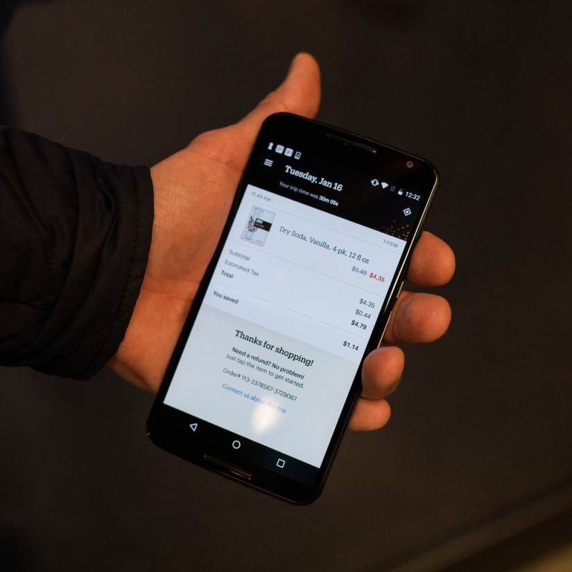 How does an Amazon supermarket work, where there are no sellers or cashiers