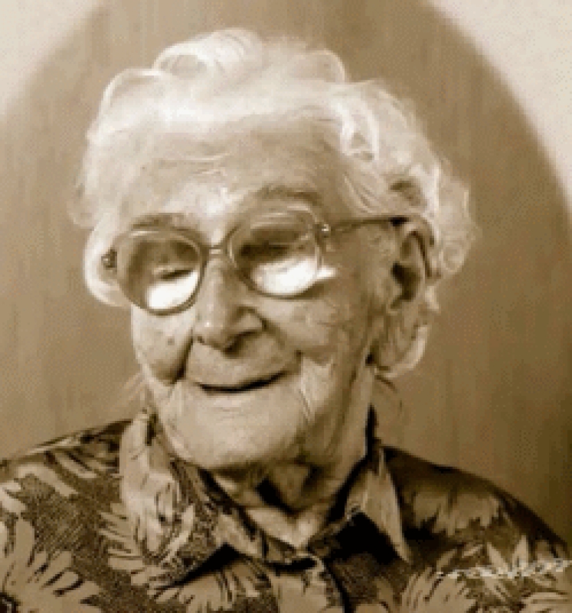 How faces age How faces age