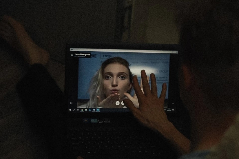 How it was: 15 creative photos of Chelyabinsk residents about self-isolation