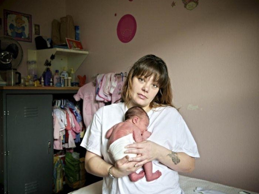 How newborn children of prisoners in the USA and Russia live