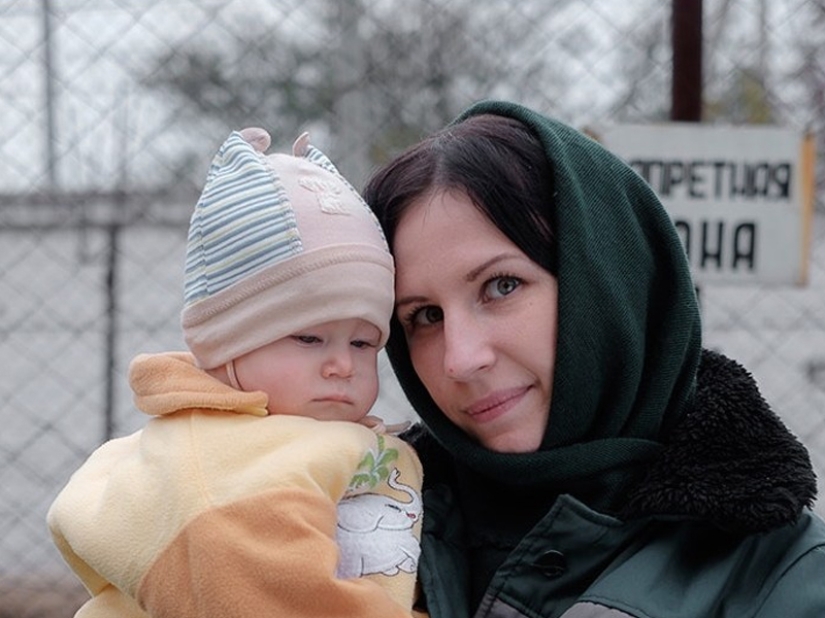 How newborn children of prisoners in the USA and Russia live