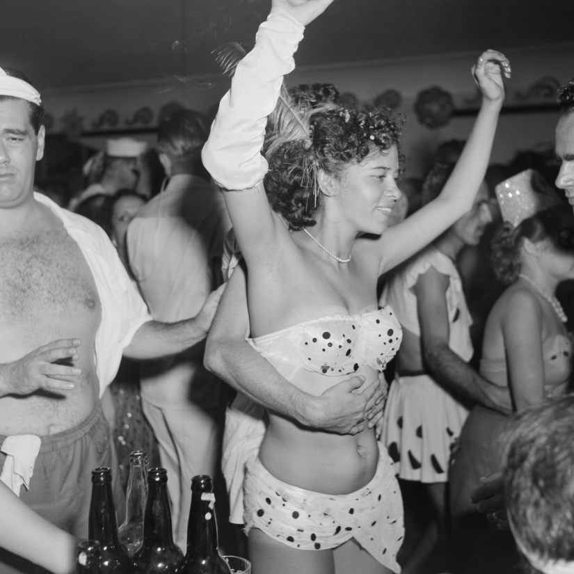 How our grandmothers had fun in 1953 How our grandmothers had fun in 1953