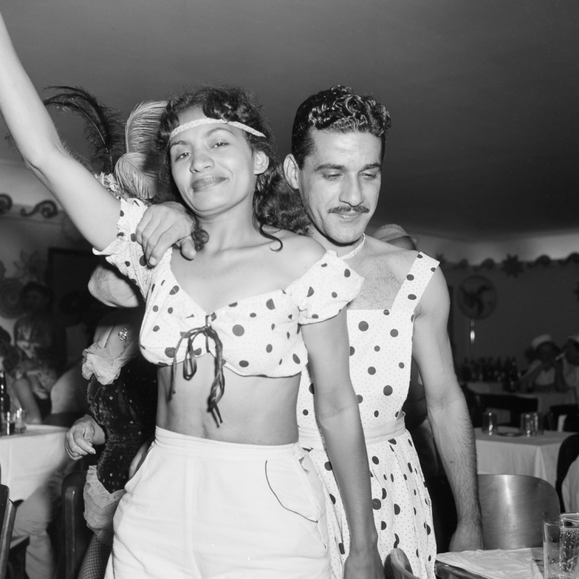 How our grandmothers had fun in 1953 How our grandmothers had fun in 1953