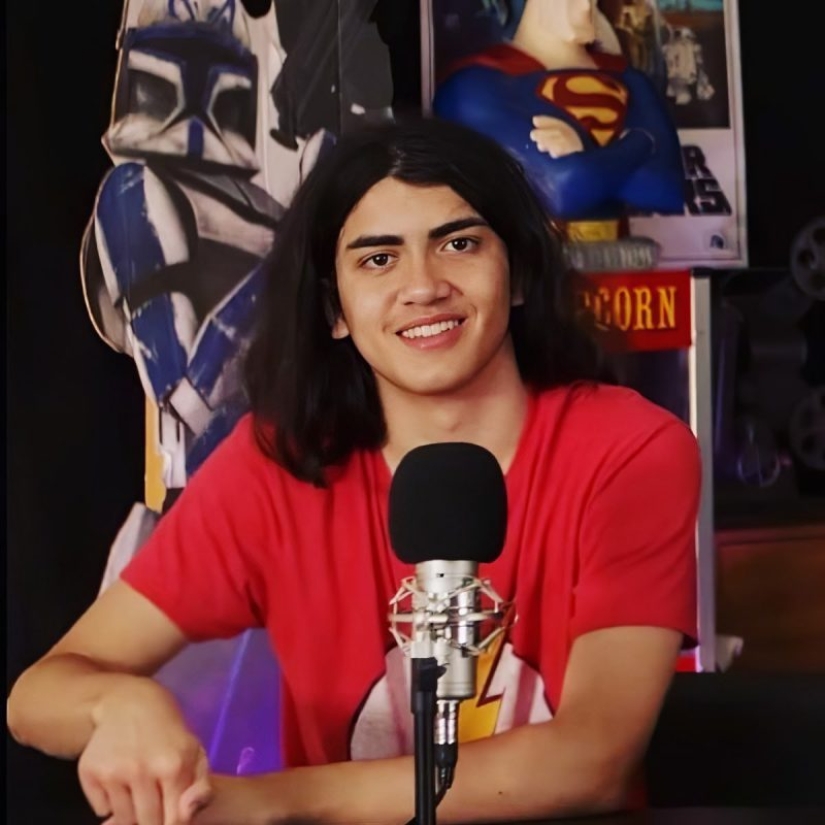 How Prince II Jackson, the son of the king of pop music, lives now, whom he almost dropped from the balcony