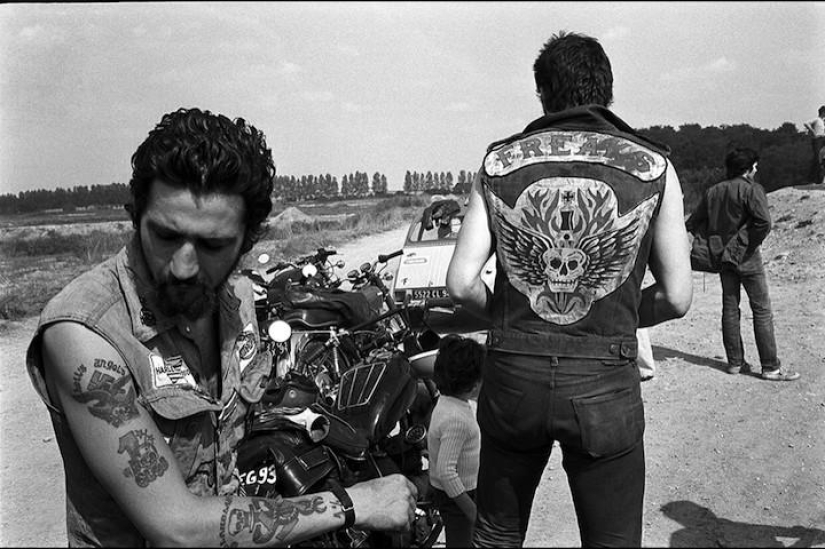 How real bikers live How real bikers live