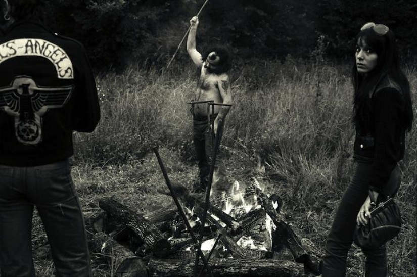 How real bikers live How real bikers live