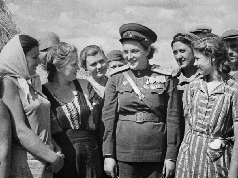 How the appearance of Russian women changed in the 20th century How the appearance of Russian women changed in the 20th century