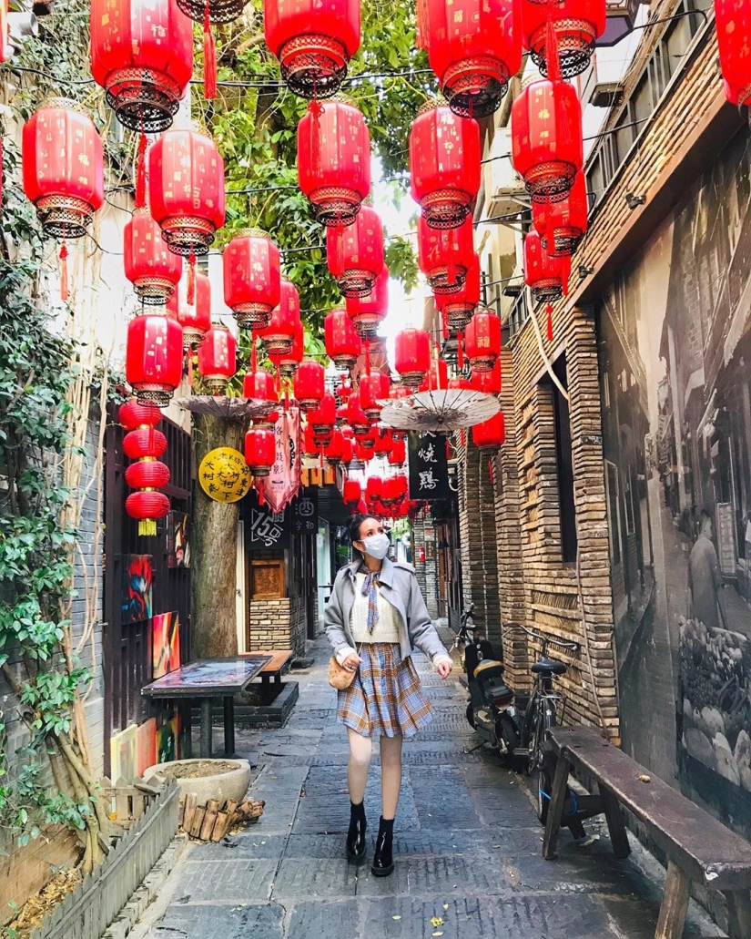 How the coronavirus spreads on Instagram How the coronavirus spreads on Instagram