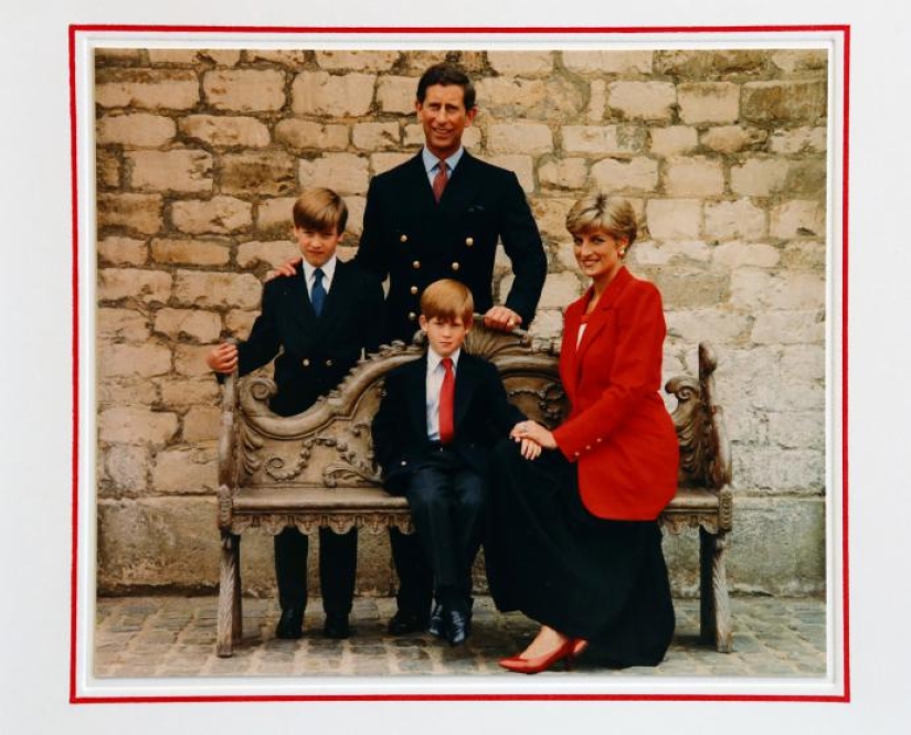 How the royal family of Great Britain has been wishing Merry Christmas for the past 65 years