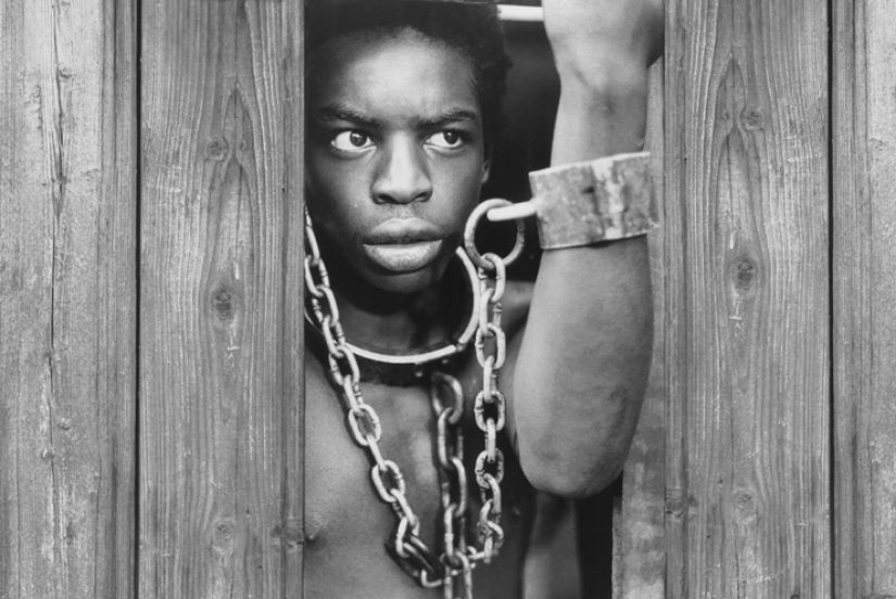 How they used to shoot bed scenes in Hollywood