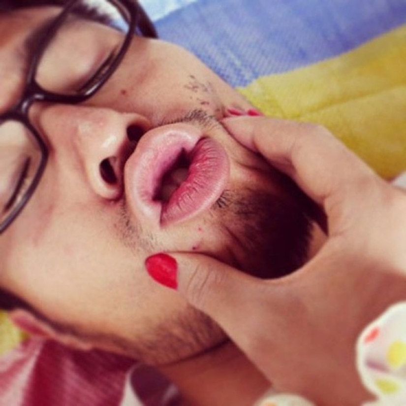 How to be photographed with a girlfriend if you... don't have a girlfriend