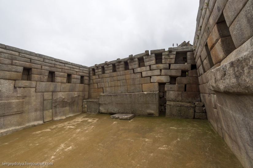 How to earn 10 million a day on old stones. The experience of Peru