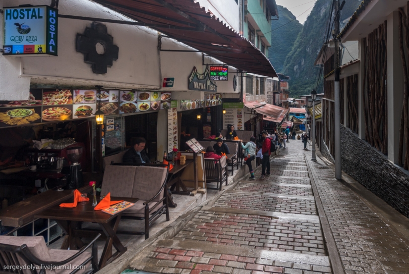 How to earn 10 million a day on old stones. The experience of Peru