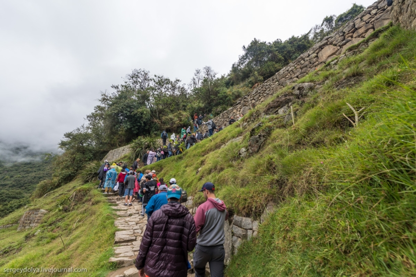 How to earn 10 million a day on old stones. The experience of Peru