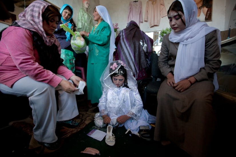 How to get married all over the world