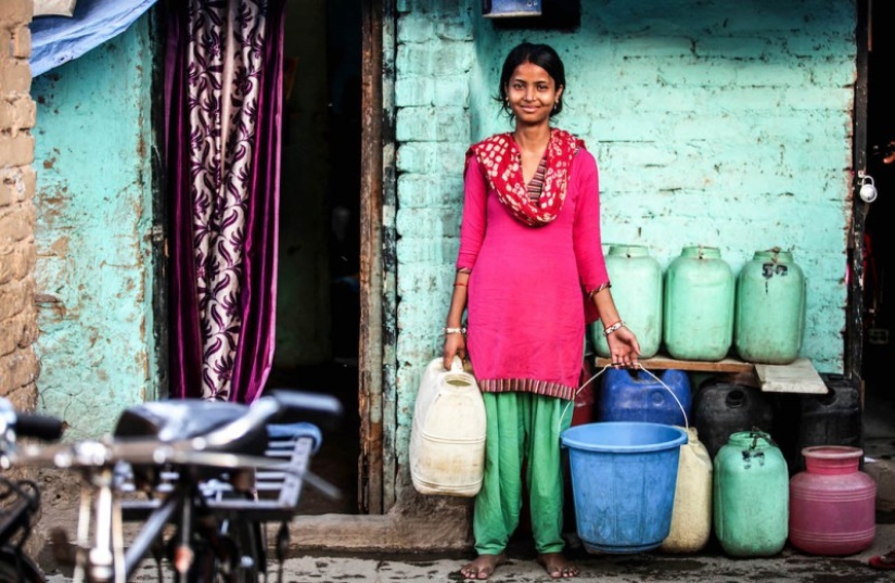 How to live in a city where there is no drinking water