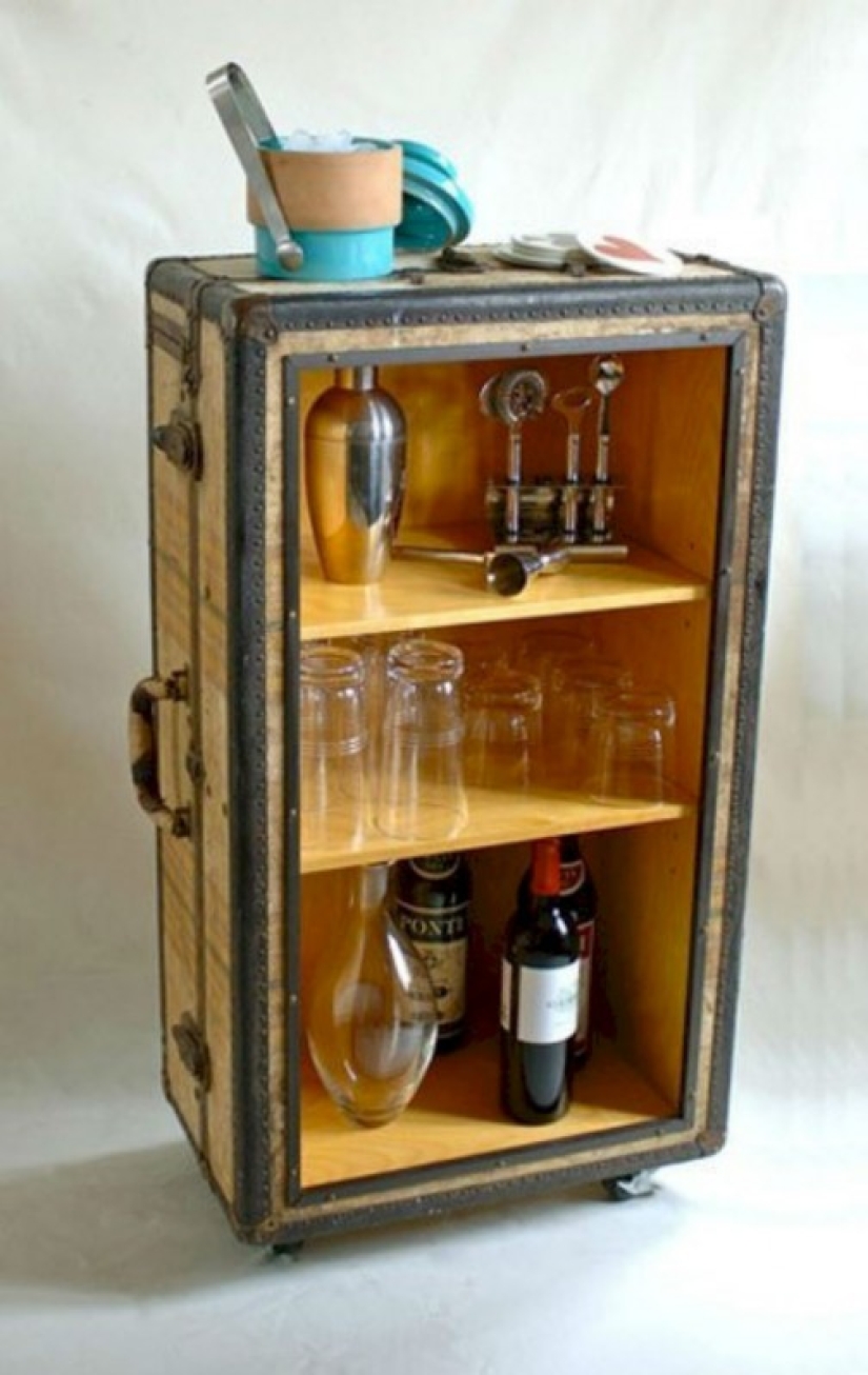 How to make a bar counter out of old things How to make a bar counter out of old things