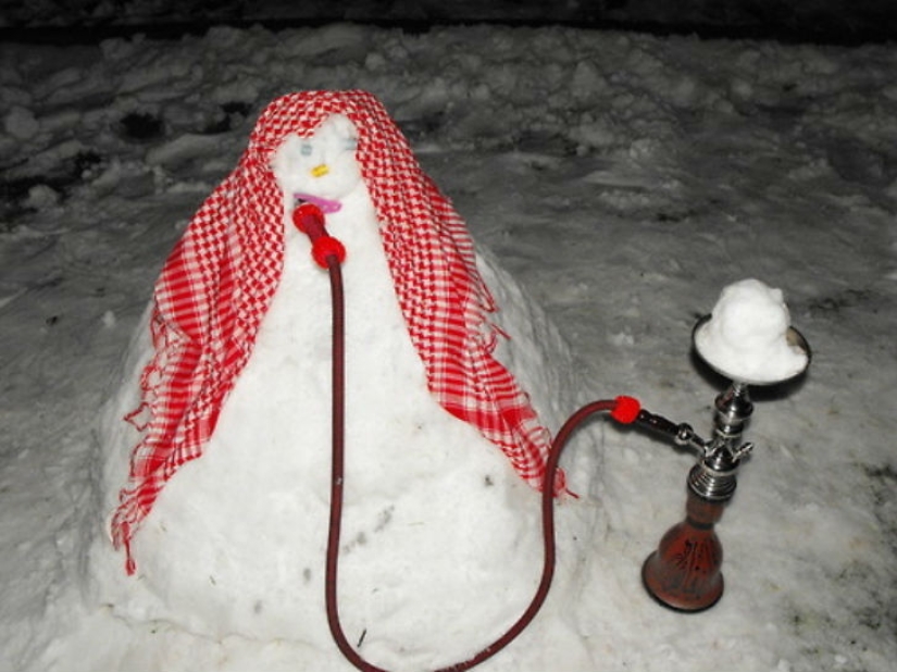How to make the coolest snowman so that the whole street envies you