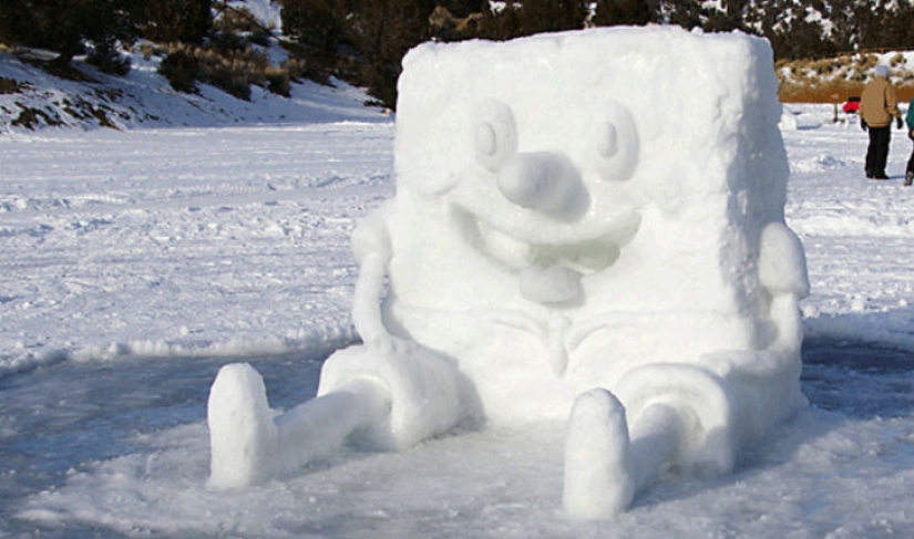 How to make the coolest snowman so that the whole street envies you