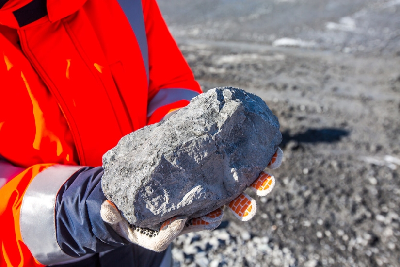 How to mine gold in the XXI century How to mine gold in the XXI century