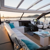 How to spend an unforgettable summer: yacht rental experience