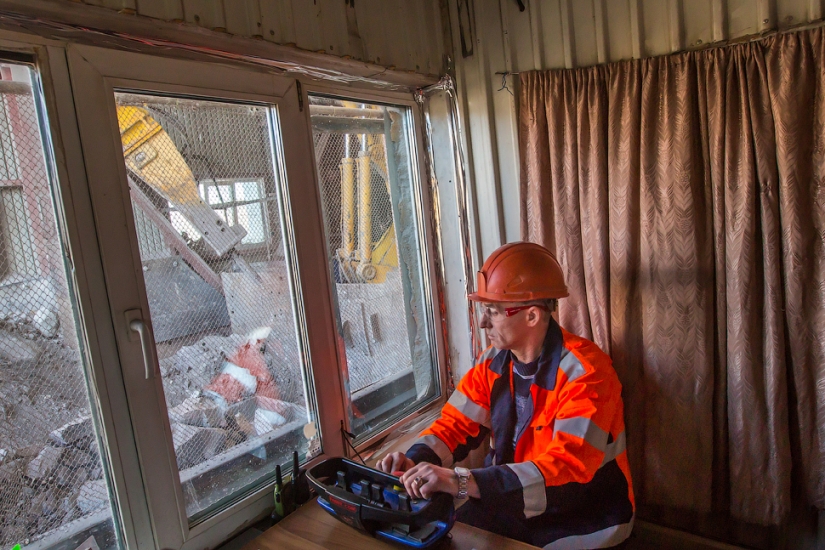 How to turn a stone into gold How to turn a stone into gold