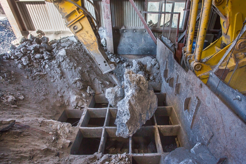 How to turn a stone into gold How to turn a stone into gold