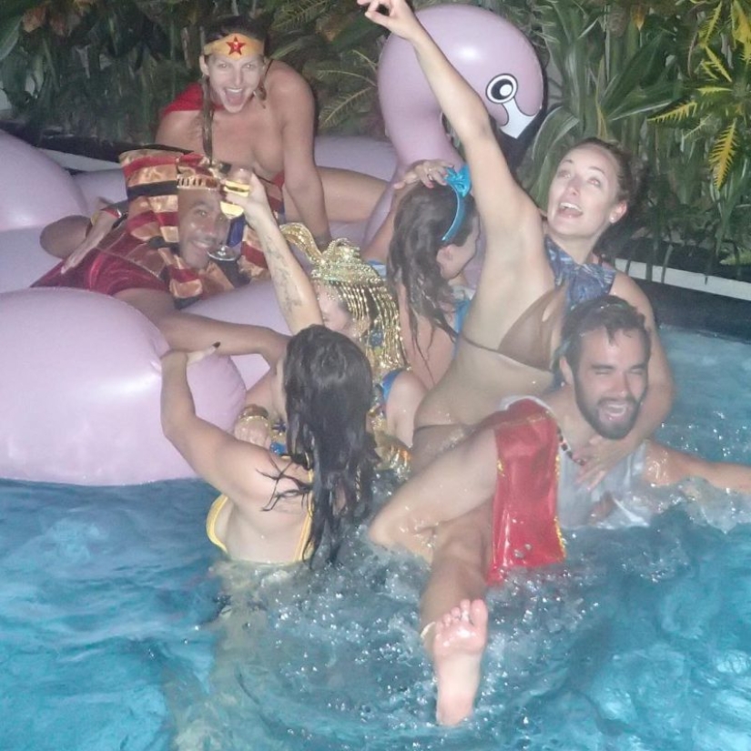 "Hurry to live, die young!": how fun are the main playboys Instagram