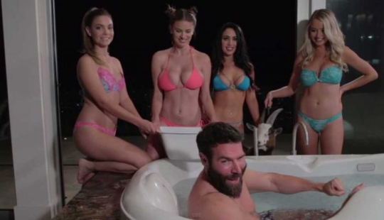 "Hurry to live, die young!": how fun are the main playboys Instagram