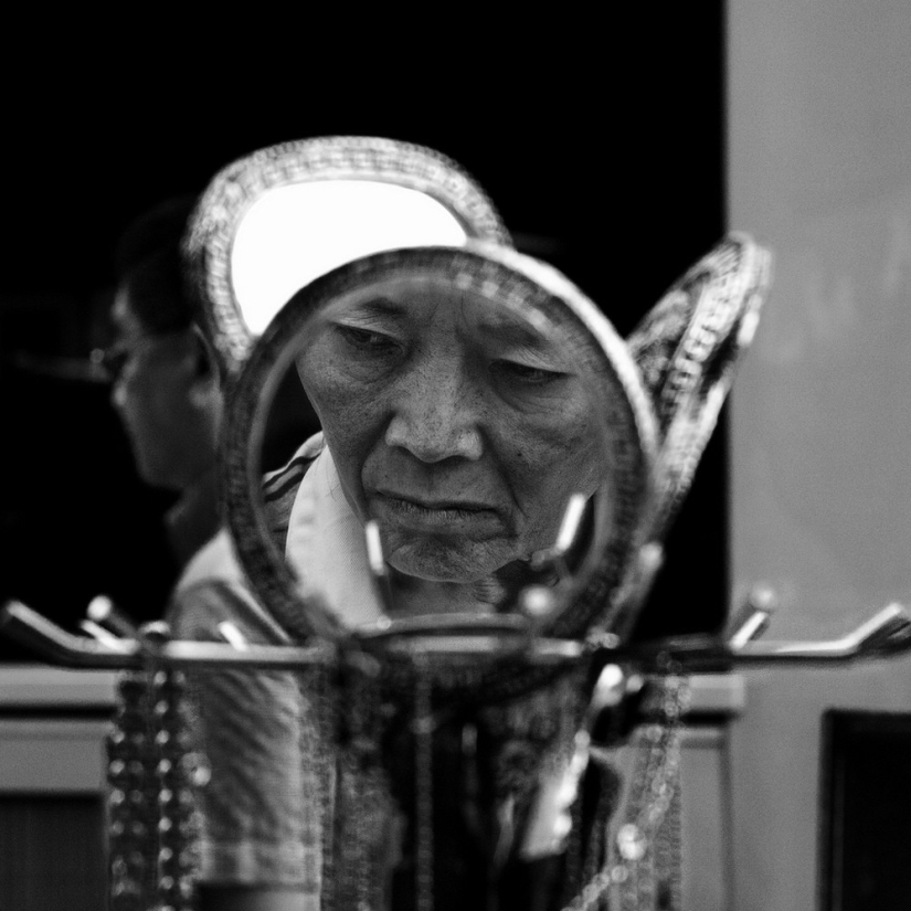 "I am fascinated by the mystery hidden in faces": Billy Plummer's expressive portraits