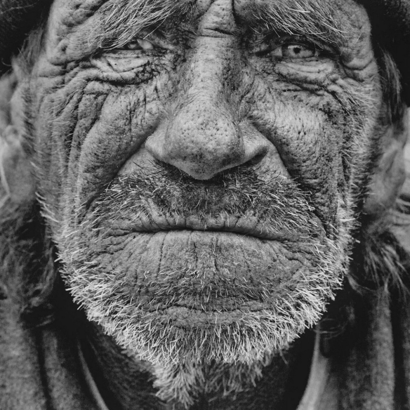 "I am fascinated by the mystery hidden in faces": Billy Plummer's expressive portraits