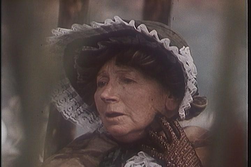 "I found a boy for the role of Pinocchio in the Minsk underpass": how the fairy tale "The Adventures of Pinocchio" was filmed