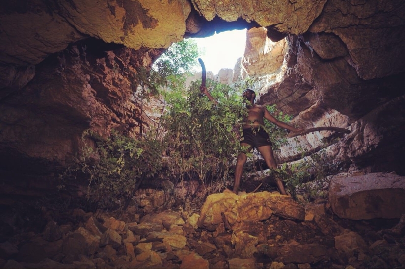 "I give a voice to those who usually don't have one, and this is the most important thing": the difficult life of a homeless photographer with 16 years of experience