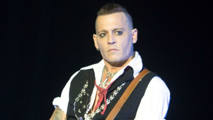 "I sank to such a bottom that it couldn't have been worse": Johnny Depp gave a sensational interview to Rolling Stone "I sank to such a bottom that it couldn't have been worse": Johnny Depp gave a sensational interview to Rolling Stone