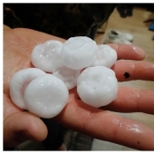 Ice dumplings in Snezhinsk: hail the size of a fist and an egg fell in the Urals