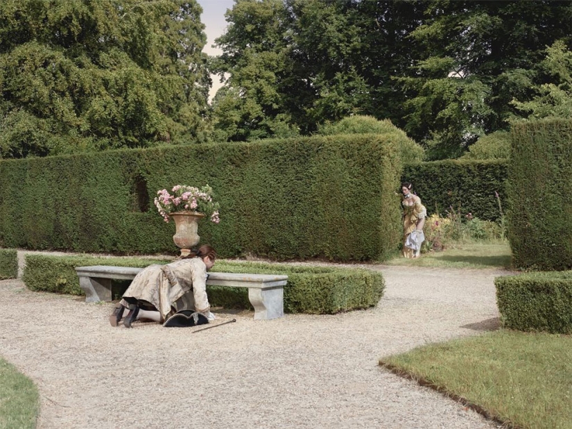 If you combine these photos, they will turn out to be extremely indecent If you combine these photos, they will turn out to be extremely indecent