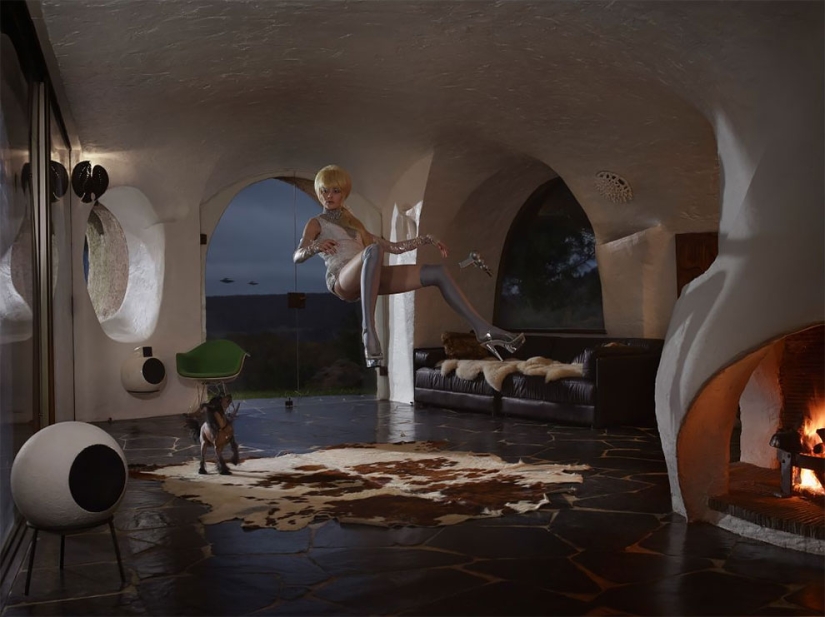 If you combine these photos, they will turn out to be extremely indecent If you combine these photos, they will turn out to be extremely indecent