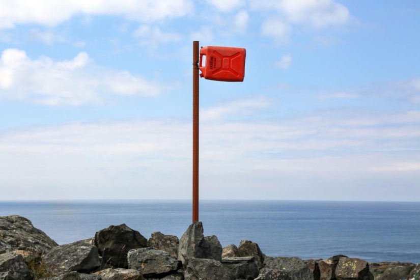 "If you get caught, you will be accused of Satanism": banned street art from two brothers from Iran