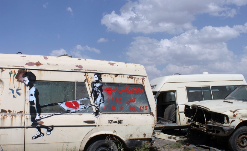 "If you get caught, you will be accused of Satanism": banned street art from two brothers from Iran