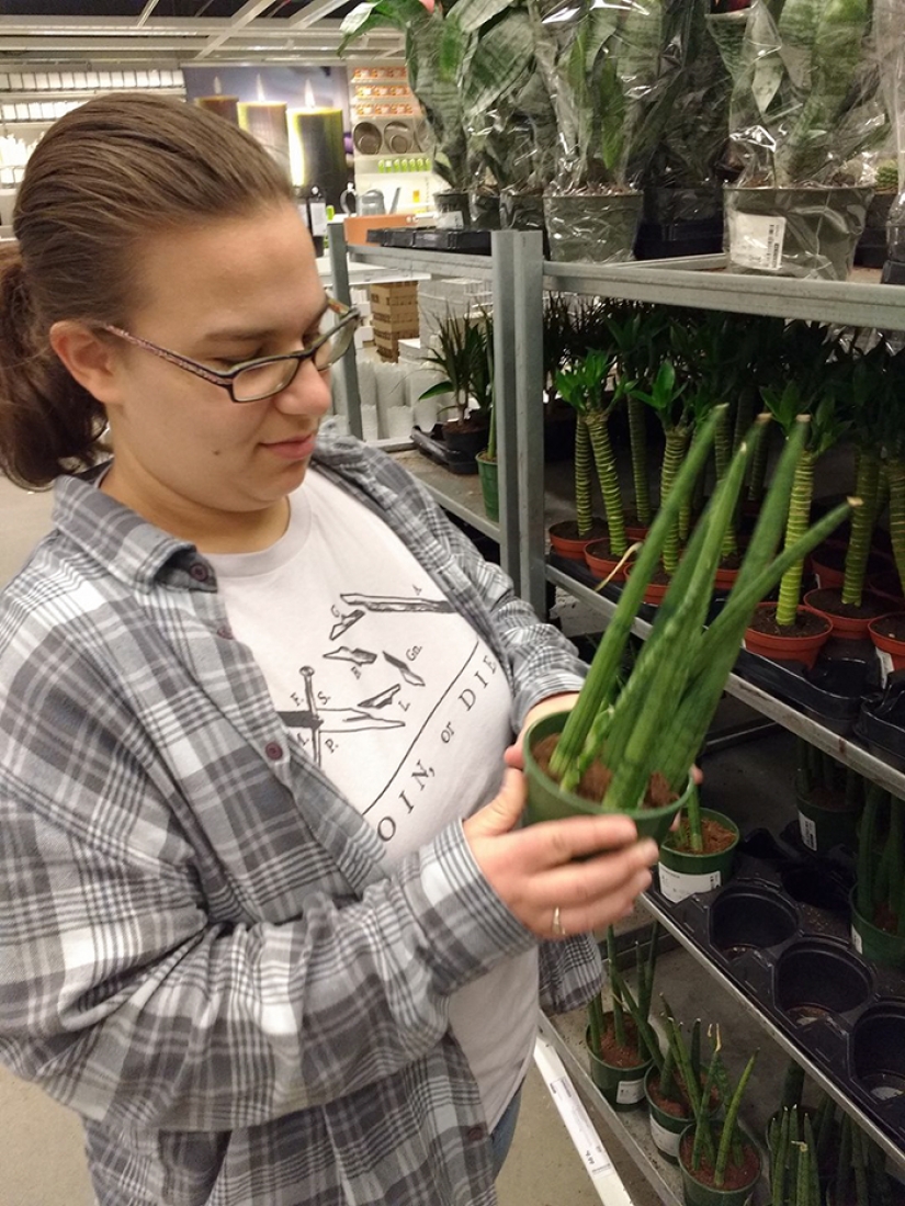 IKEA-Agujero Negro: el informe secreto de los hombres sobre cómo desaparece el tiempo IKEA-Agujero Negro: el informe secreto de los hombres sobre cómo desaparece el tiempo