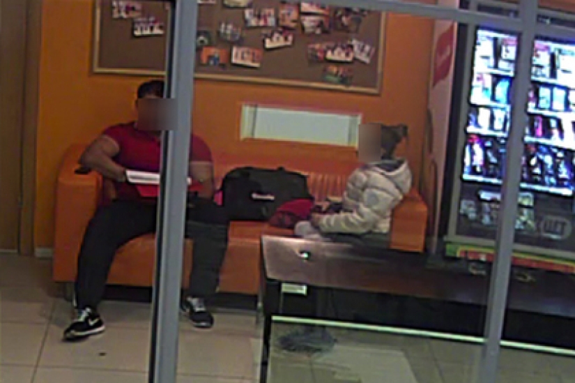 "I'm afraid of your children": how not to become a pedophile in the eyes of the public