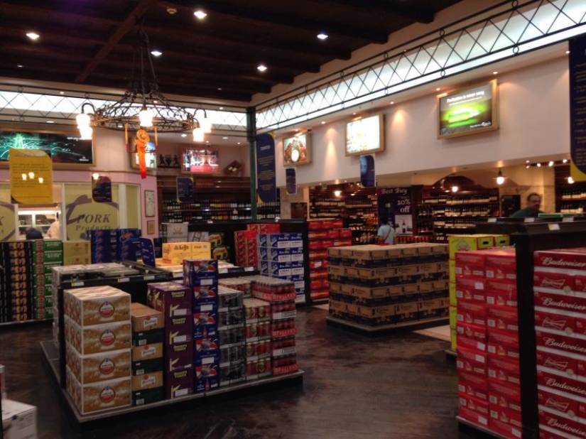 Impuesto al pecado: las autoridades de Qatar han llevado a los bebedores a la desesperación Impuesto al pecado: las autoridades de Qatar han llevado a los bebedores a la desesperación