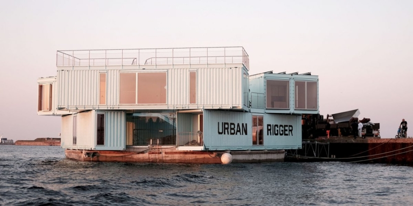 In Copenhagen, students are housed in floating shipping containers for $ 600 a month