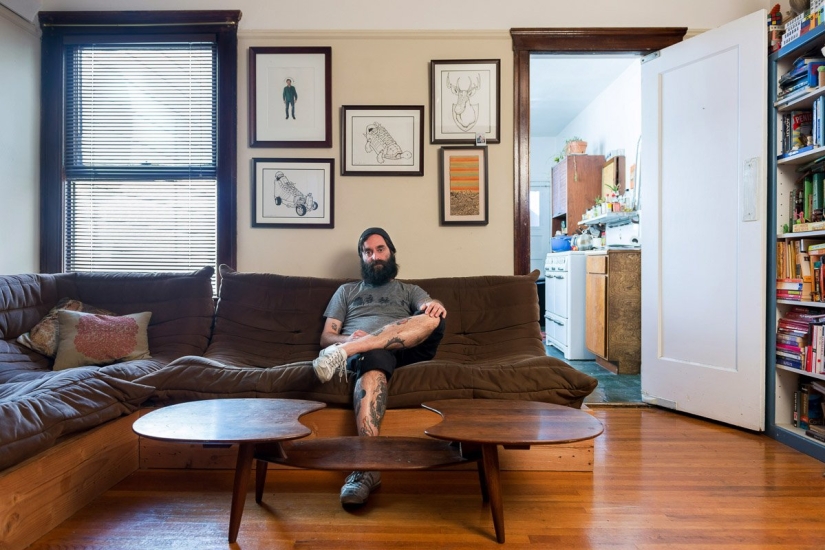 In Debt like Silk: An American Horror Story Credit