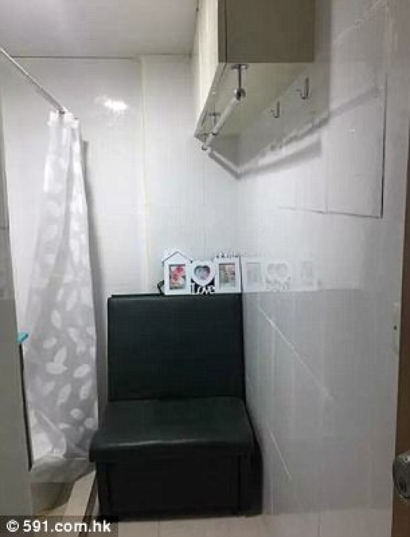 In Hong Kong, they rent an apartment with an area of 4 square meters for 21 thousand rubles a month