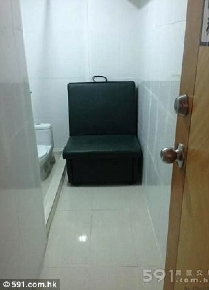 In Hong Kong, they rent an apartment with an area of 4 square meters for 21 thousand rubles a month