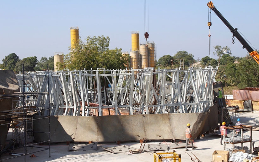 In India, the largest monument in the world is being completed — twice as tall as the Statue of Liberty In India, the largest monument in the world is being completed — twice as tall as the Statue of Liberty