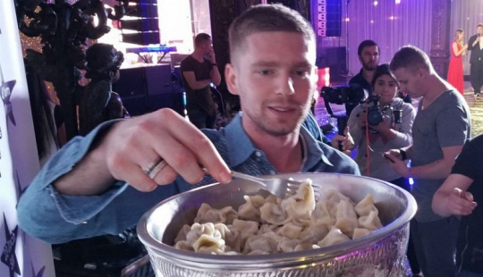 In Russian style: in Chelyabinsk, they ate dumplings from the Stanley Cup In Russian style: in Chelyabinsk, they ate dumplings from the Stanley Cup