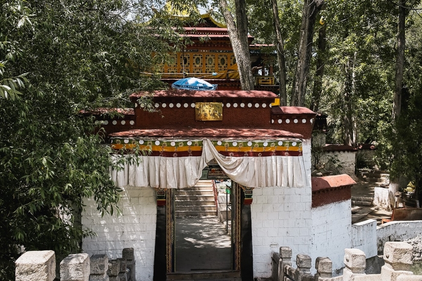 In Search of Magic: The Potala Palace In Search of Magic: The Potala Palace